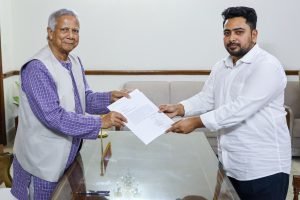 দুপুর দুইটায় পদত্যাগপত্র জমাদেন নাহিদ ইসলাম