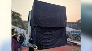 একুশে বইমেলার বন্ধ স্টল