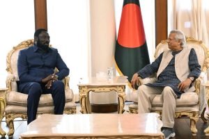 গাম্বিয়ার পররাষ্ট্রমন্ত্রীর সাথে প্রধান উপদেষ্টার বৈঠক, ছবি: প্রধান উপদেষ্টার ফেসবুক পেজ