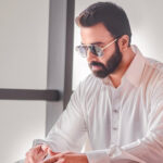 অনুদান নিয়ে নয়-ছয়ের অভিযোগে চাপ, টাকা ফেরত দিলেন শাকিব খান