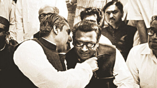 শেখ মুজিবুর রহমানের সাথে তাজউদ্দীন আহমদ, ছবি: সংগৃহীত