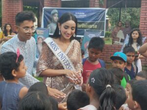 মিস ইউনিভার্স বাংলাদেশ ২০২৫ এর তানজিয়া জামান মিথিলা জাহাঙ্গীরনগর বিশ্ববিদ্যালয়ের স্বেচ্ছাসেবী সংগঠন তরীর সুবিধাবঞ্চিত শিশুদের সাথে অপূর্ব কিছু মুহূর্ত পার করেন।