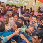 কুবিতে বিজয় দিবসে পুষ্পস্তবক অর্পণকে কেন্দ্র করে ছাত্রদল ও শিক্ষার্থীদের মাঝে দুই দফায় বাকবিতণ্ডা