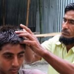 মানুষের হাসিই পারিশ্রমিক, ৩৫ বছর ধরে বিনা পয়সায় চুল কাটান আবেদ