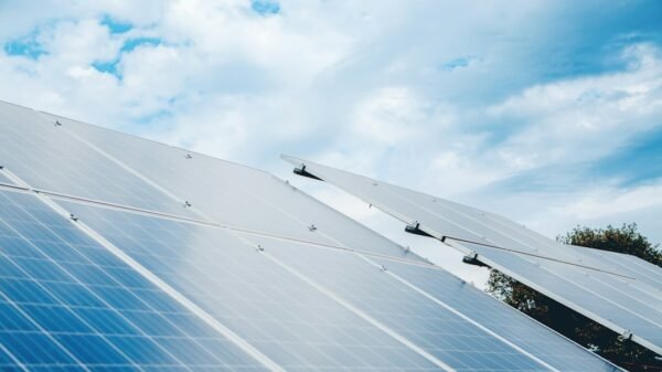 Illustrative photograph: editorial-solar; not the actual event