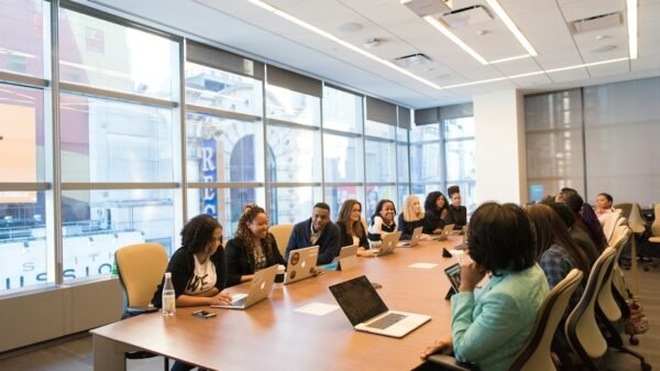 Committee meeting, illustrative photograph by Christina / Unsplash