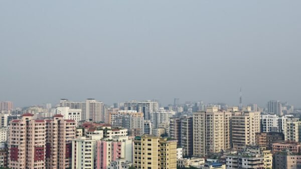 প্রতীকী ছবি: বহুতল ভবন